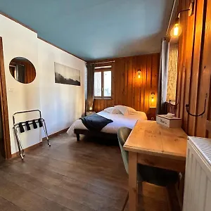 Le Hotel